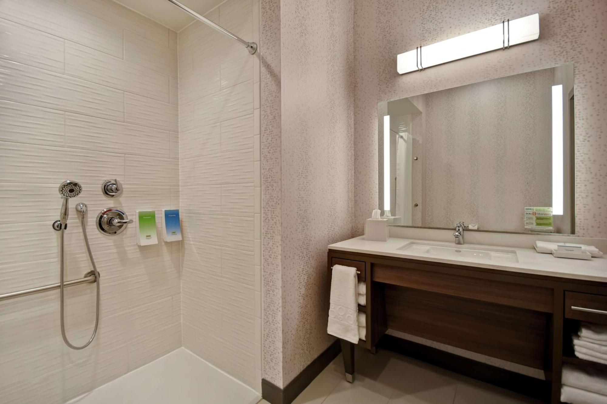 Home2 Suites By Hilton Wichita Northeast Extérieur photo